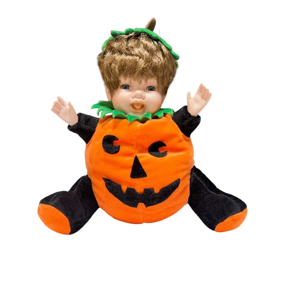 Geppeddo Cuddle Kids 2002 Halloween Patrick Pumpkin Porcelain Doll Plush Lo/Body